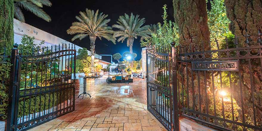 שער הכניסה לגן האירועים